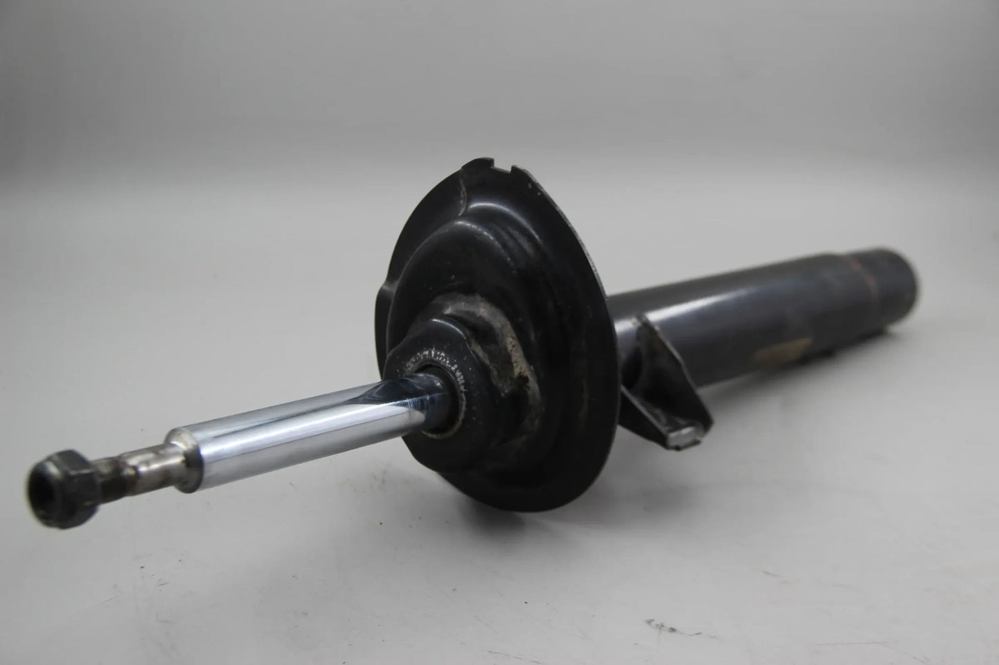 Original BMW E46 328i Federbein vorn links + rechts 31316759561 31316759562
