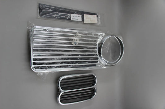 Original BMW E10 2002 ti tii Ziergitter links + rechts chrom Mitte chrom/schwarz 1808473 1808474 1801577