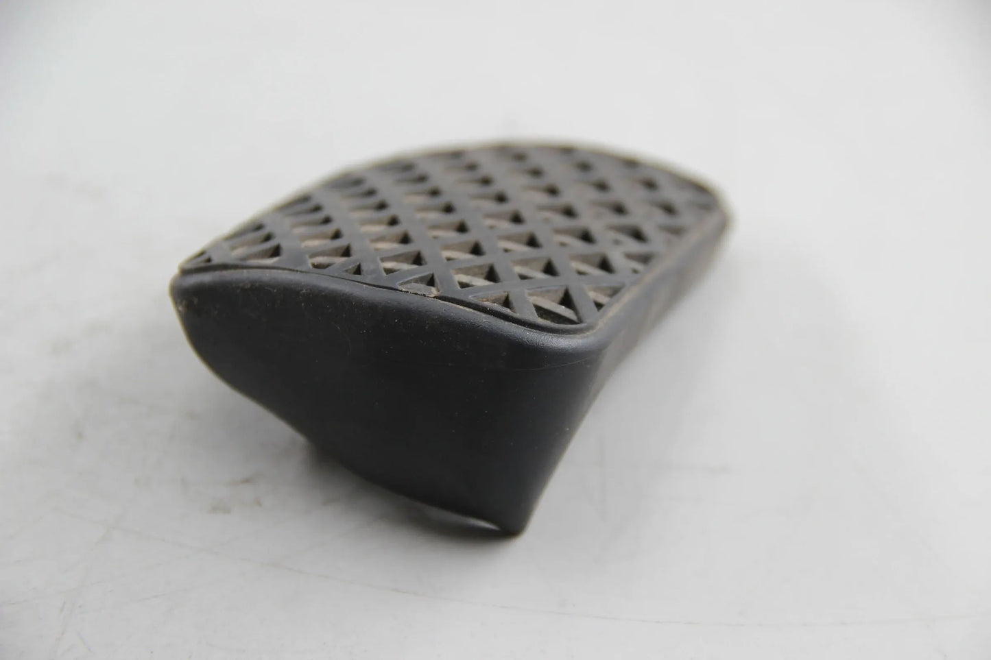 Original BMW E81 E30 E93 E34 E61 E24 E64 E32 Pedalüberzug B=100MM 35211160421