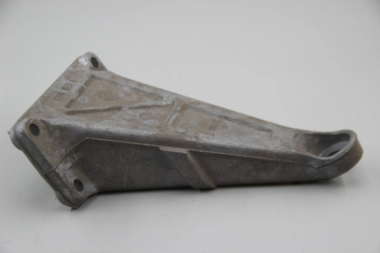 Original BMW E30 320i 323i 324d 325i Tragbügel links Aluminium 11811176565
