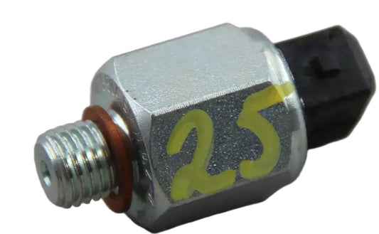 Original BMW E39 535i 540i E60 E63 E64 E32 E38 E31 Öldruckschalter 12611715504