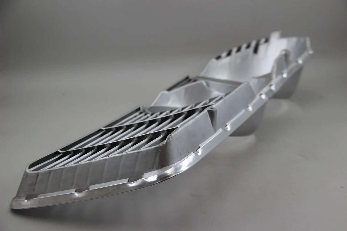 Orig. BMW E3 E9 2.5CS 3.0CS CSi CSiL CSL Ziergitter rechts NOS NLA 51131811484