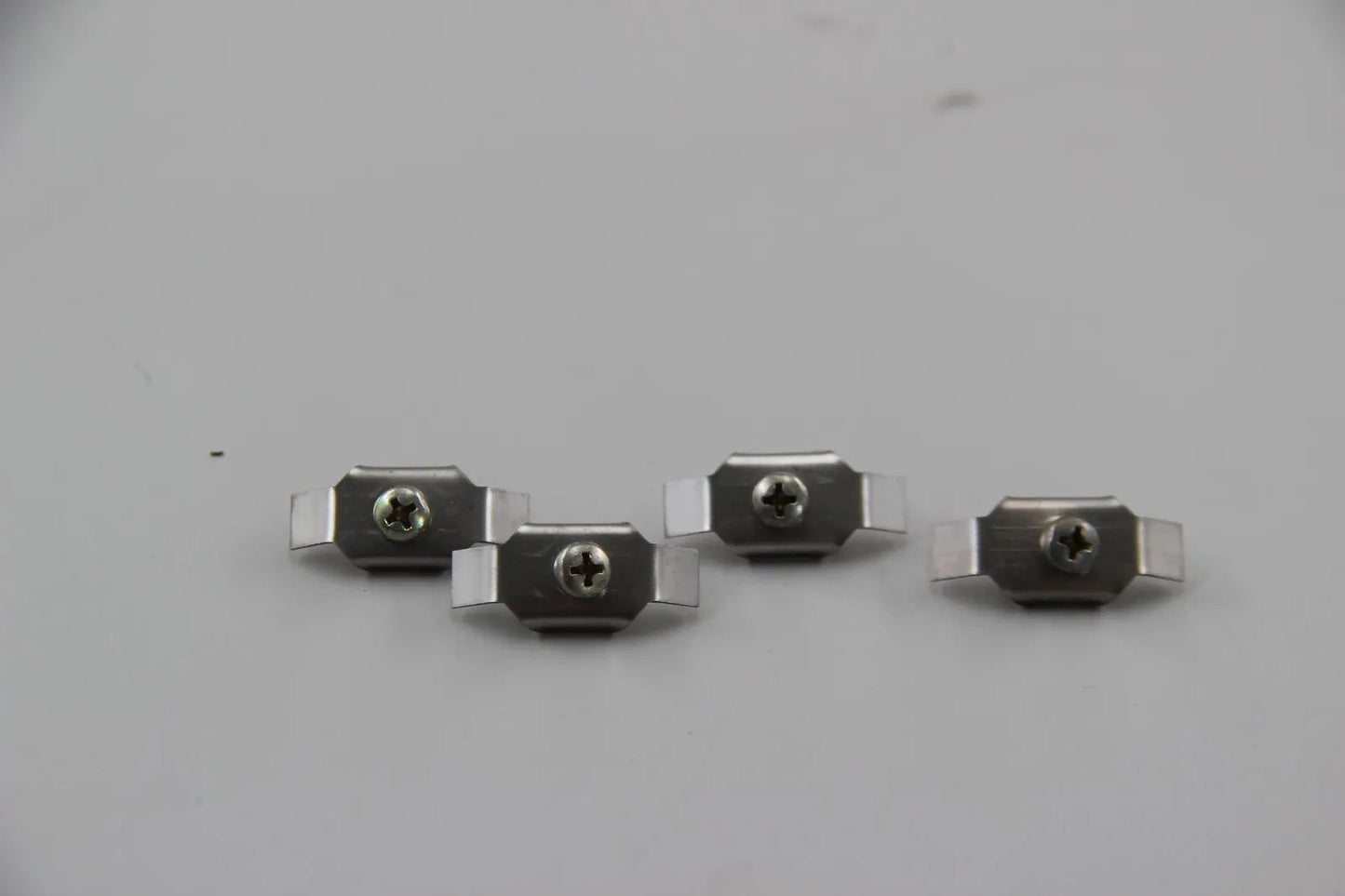 Original BMW E34 E39 E31 5er 8er Schelle 3x 34321162455