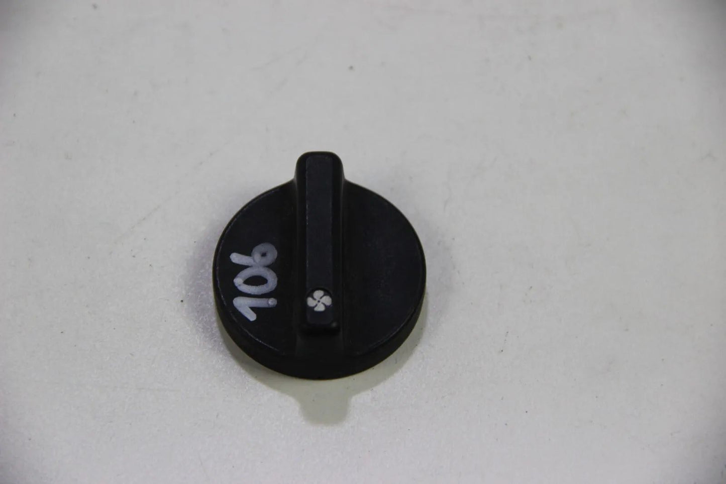 Original BMW E24 E30 E28 Drehknopf / Knopf drehbar Lüftung