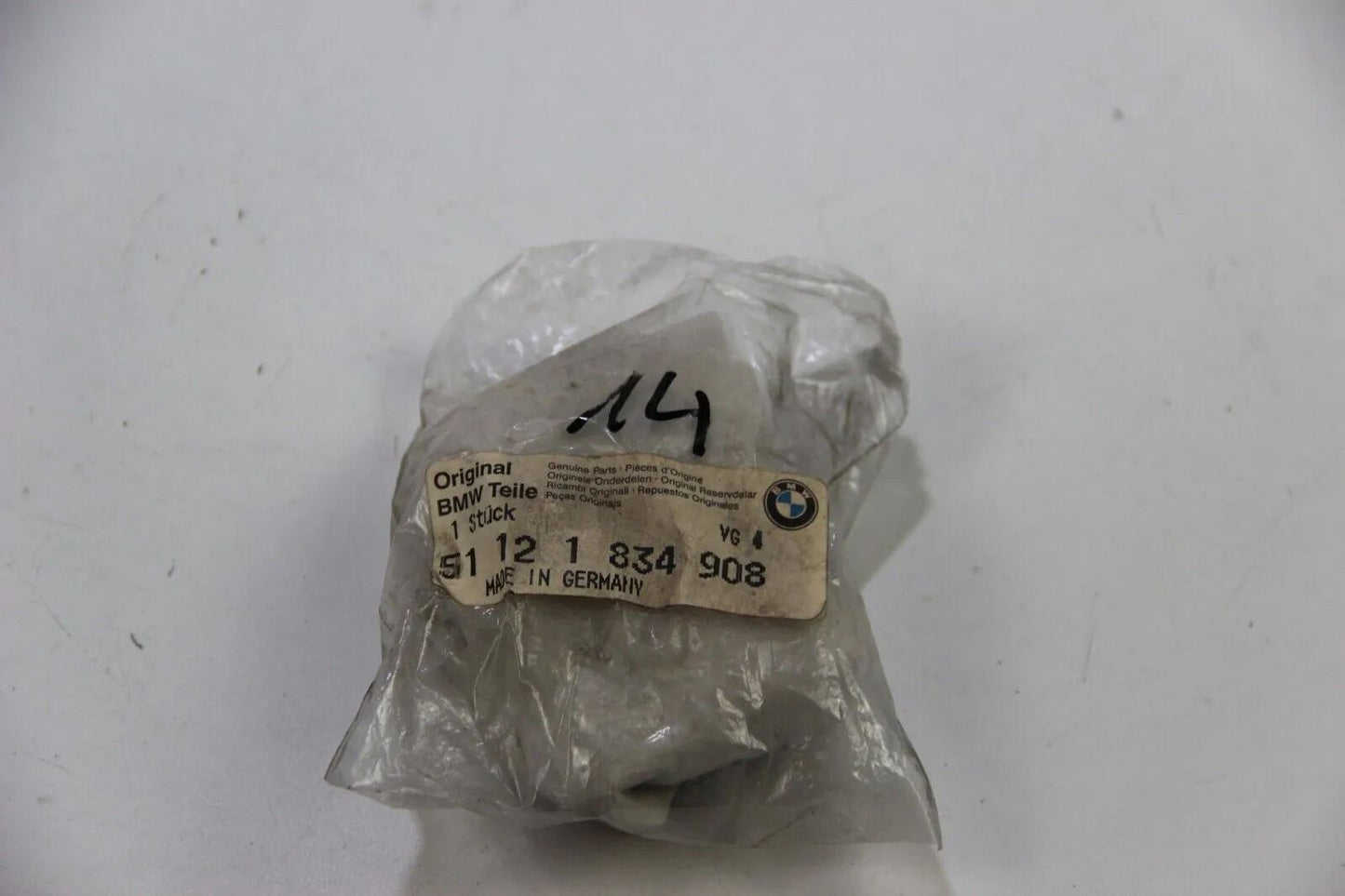 NEU Original BMW E21 316 318 318 320 320i 323i M10 M20 Blende rechts 51121834908