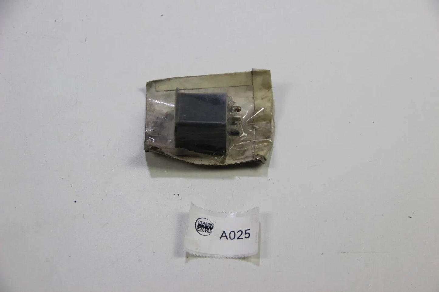 BMW Original E30 316i-325i M3 Relais elektr. Motor ABS Hydroaggregat 34511179403