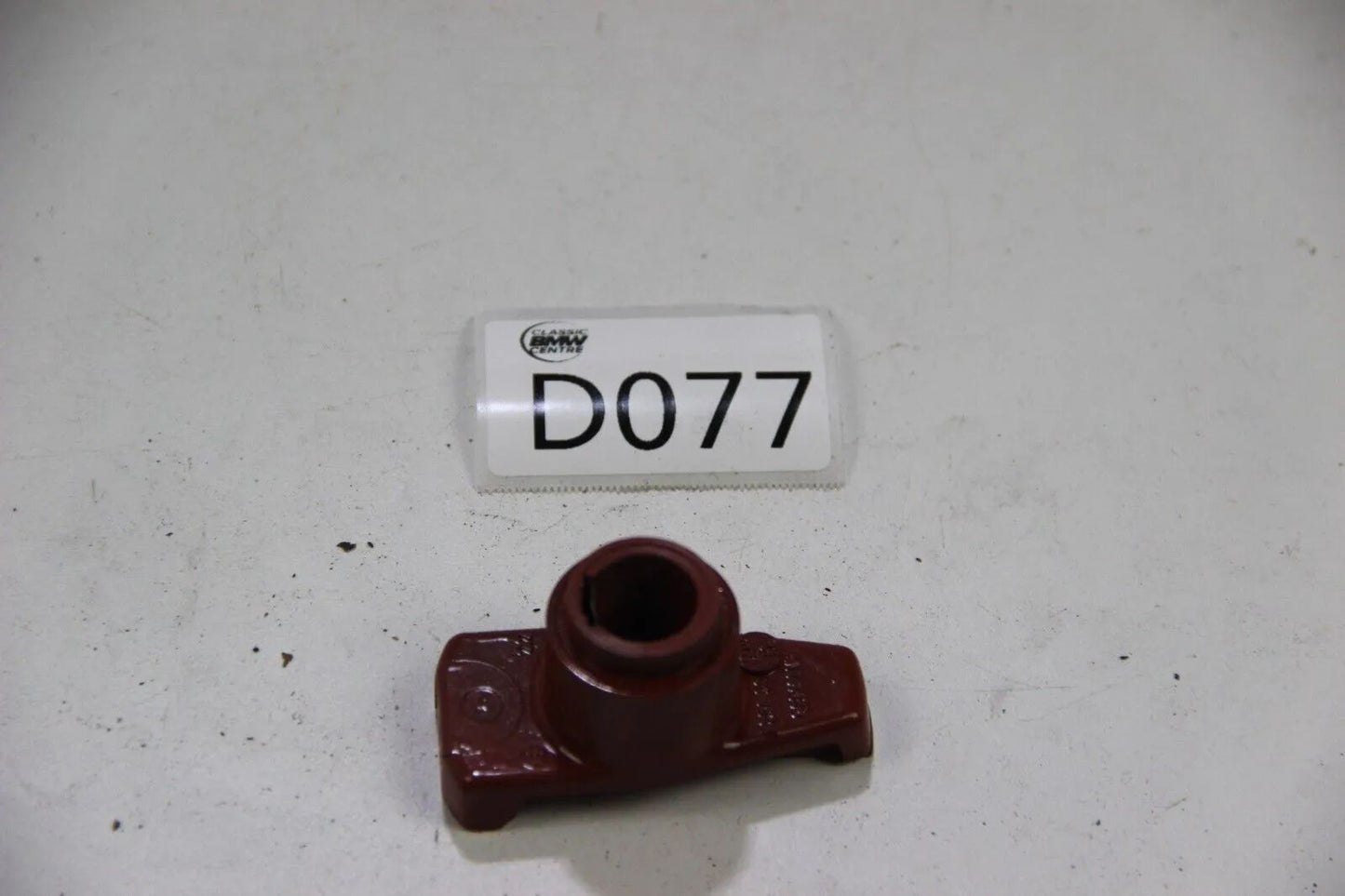 BMW E30 323i 320i 520i-528i 628csi  Verteilerläufer 1000-OHM NOS 12111707263