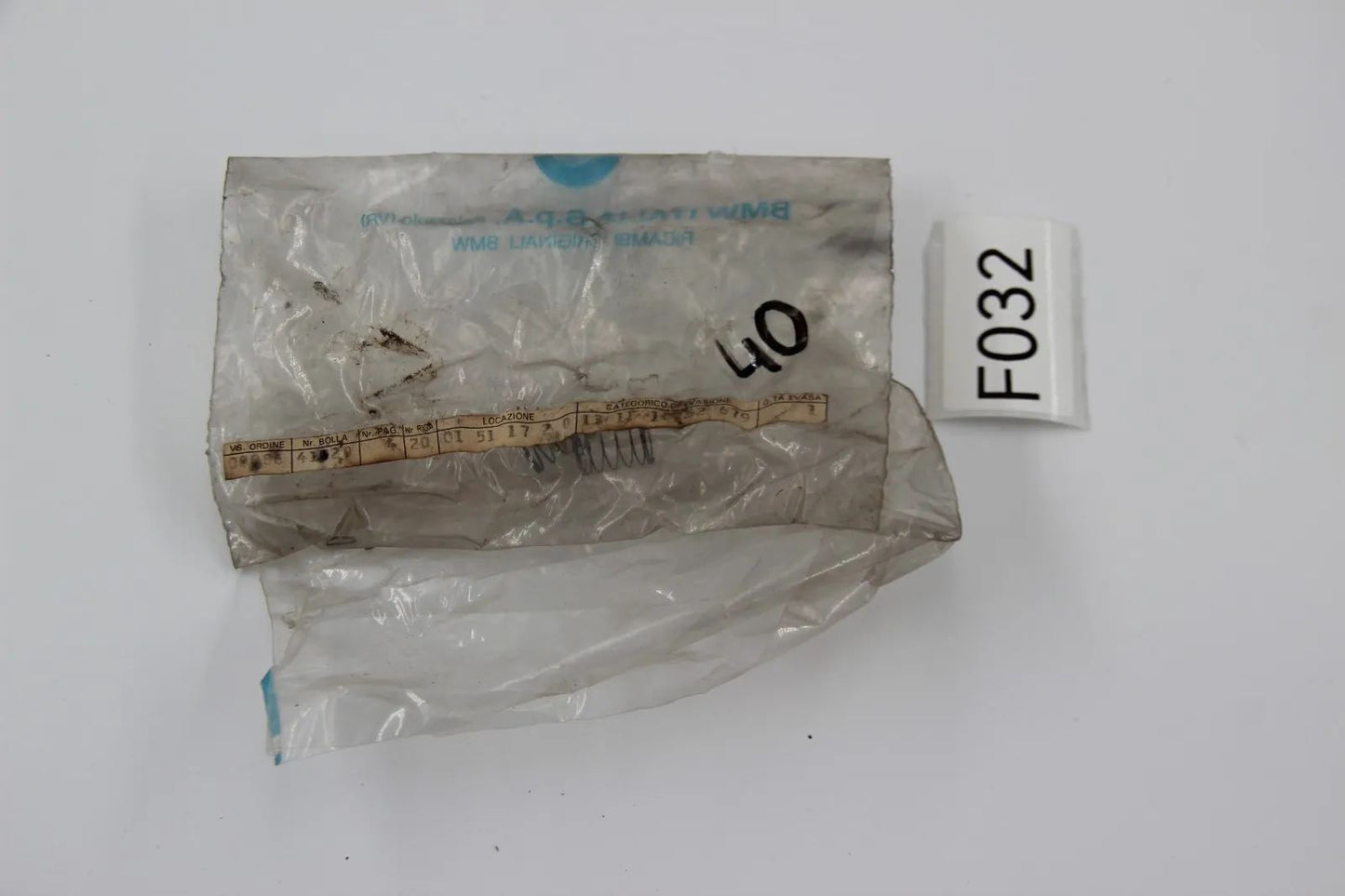 Original BMW E10 NK 4-Zyl E21 E12 M10  Druckfeder 3Stk NOS 13111252679