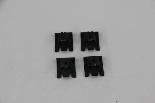 Original BMW E46 Klammer Nebelscheinwerfer/Verkleidung vorn 4x 63178380056