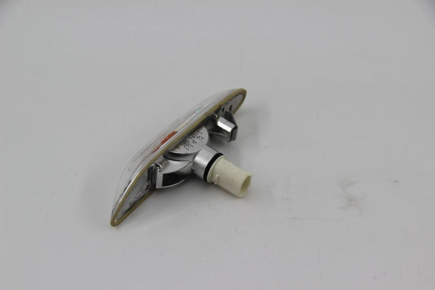 Original BMW E60 E60 FL E61 E61 FL Zusatzblinkleuchte weiss links 63137165741