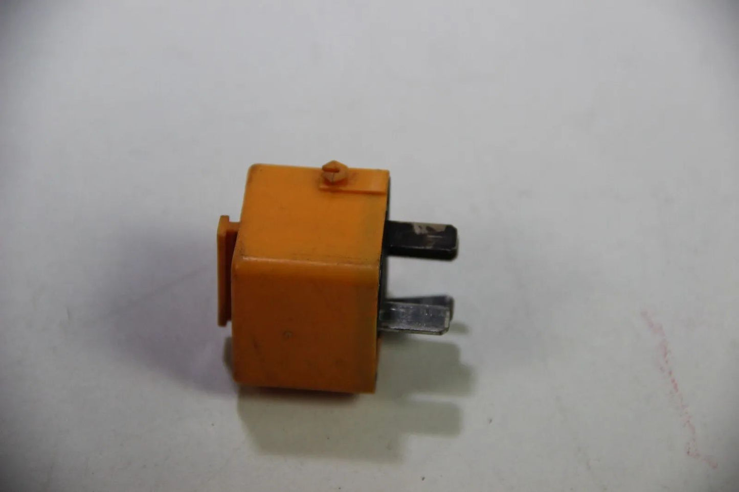 Original BMW Relais Relay Schaltrelais gelb Oldtimer relais 61311378301