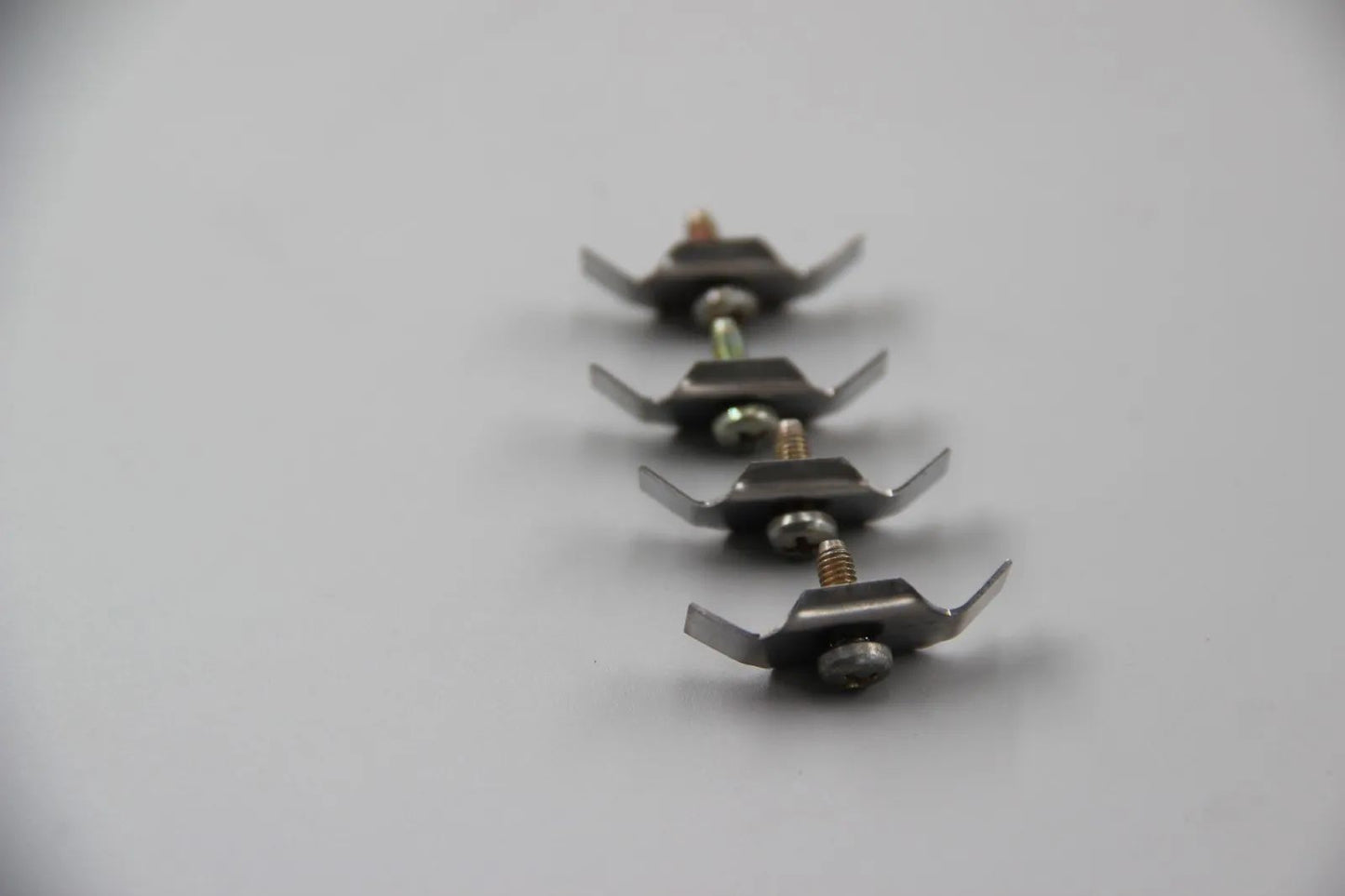 Original BMW E34 E39 E31 5er 8er Schelle 3x 34321162455