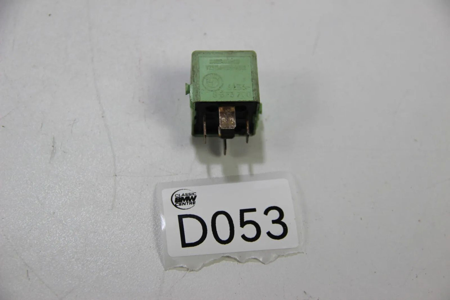 Original BMW CMSP E3 E9 E30 E36 E46 Relais Schliesser weissgrün  61368373700