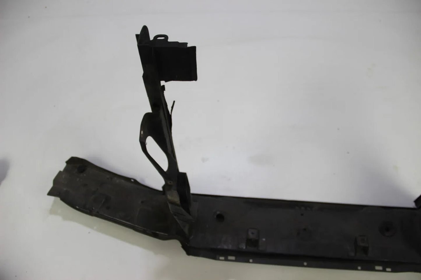 Original BMW E34 5er Schlossträger vorne vorderwand