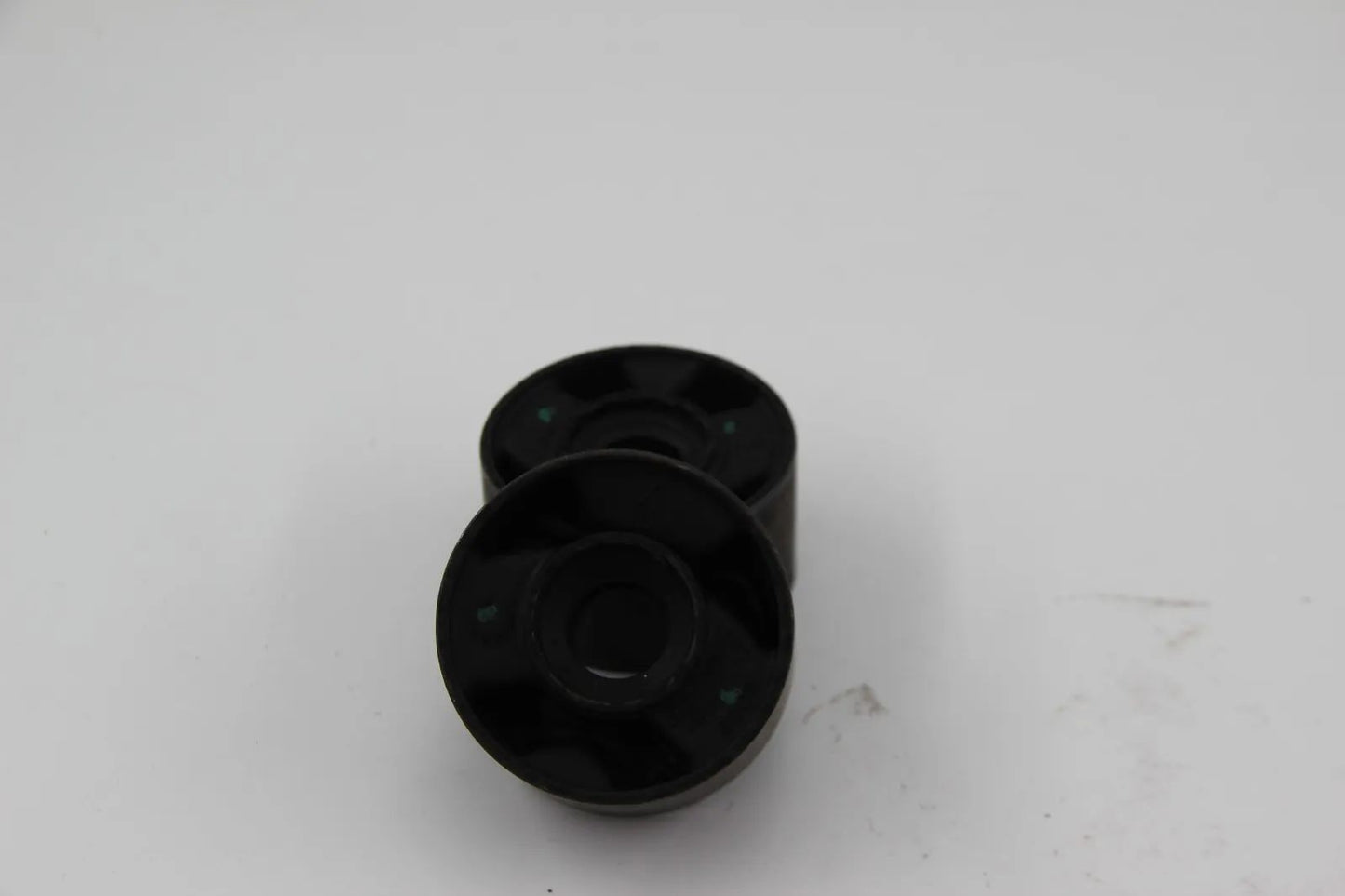 Original BMW E30 316-318is Satz Gummilager Querlenker Lager 31129058814