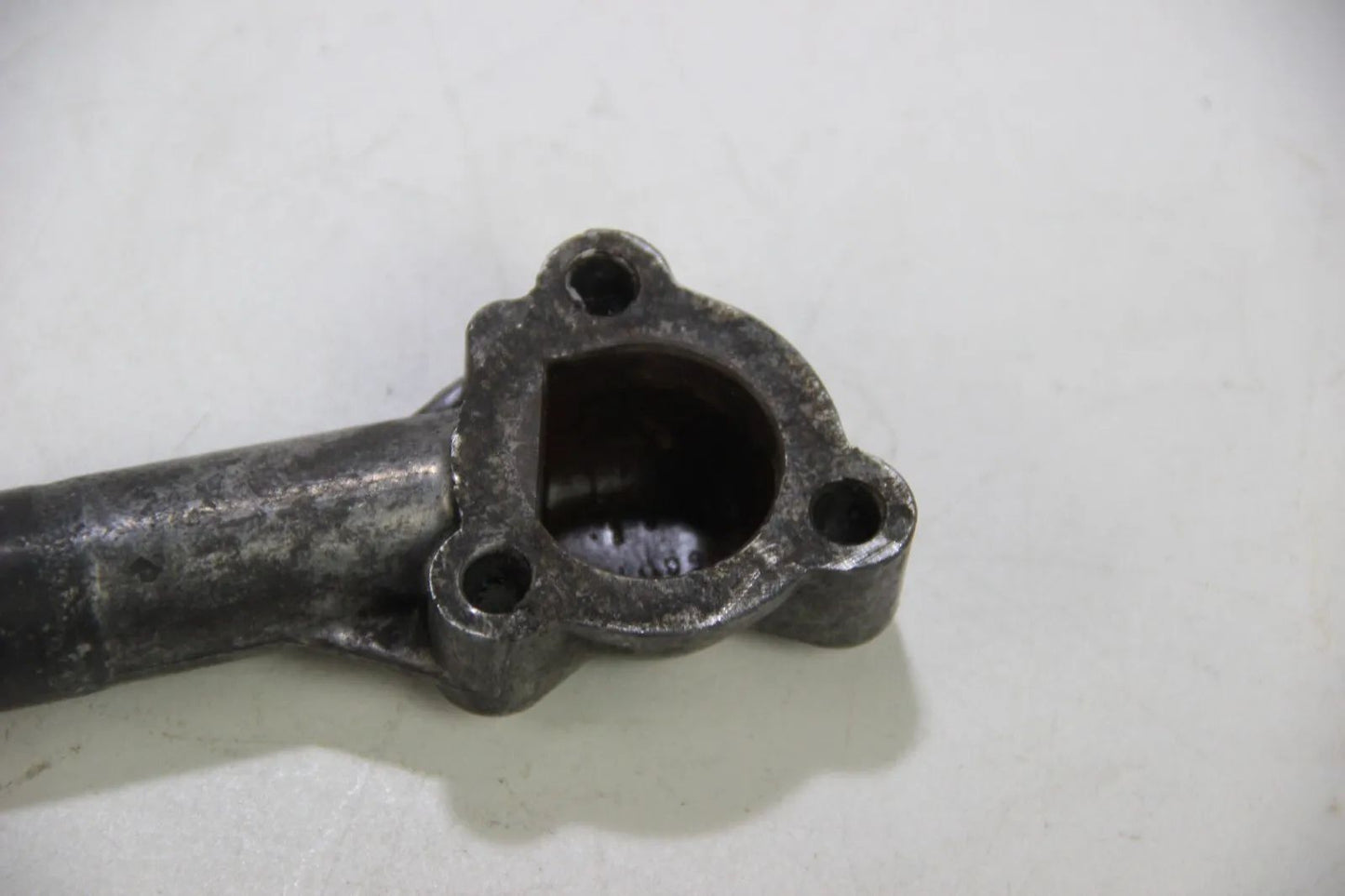 Original BMW E24 E28 E34 E32 M30 M88  Wasserflansch Zylinderkopf Hinten Kurz