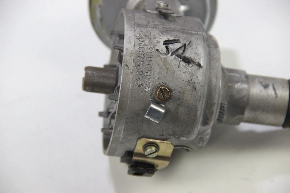 NEU Original BMW E28 E24 E23 528 728 628csi Zündverteiler 0237302029