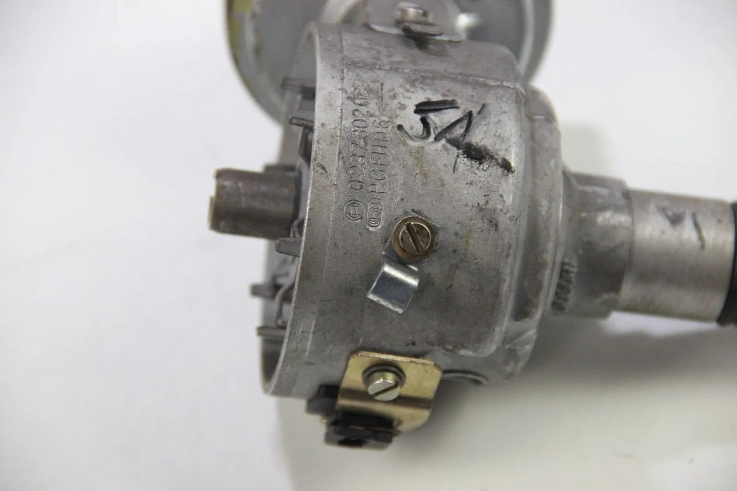 NEU Original BMW E28 E24 E23 528 728 628csi Zündverteiler 0237302029