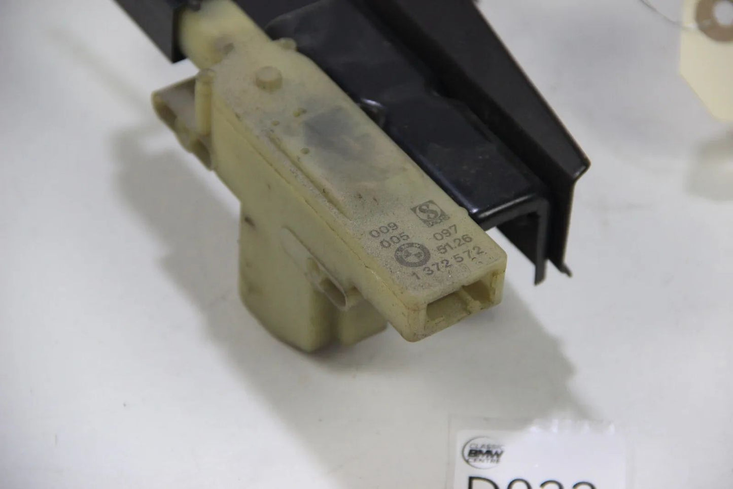 Original BMW E30 M3 ZV Tankklappe + Halterung 51261372572 Verriegelung Nur M3!!