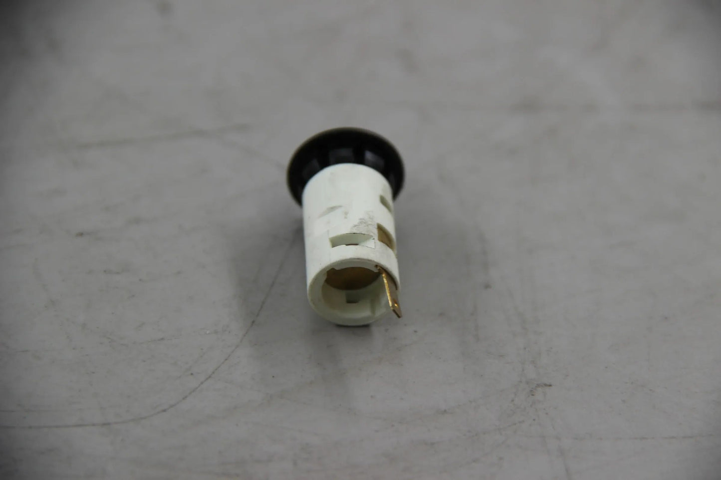 Original BMW E30 316i 318i-325i M3 Schalter Handschuhfachleuchte 61311386316