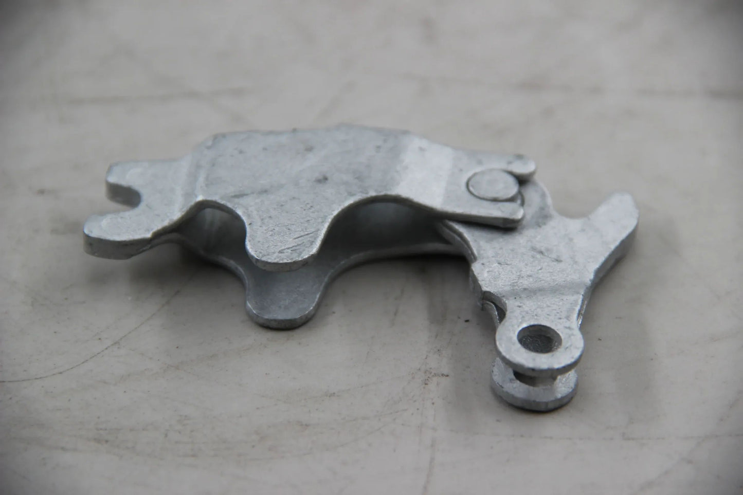 Original BMW E3 E9 E21 E30 E36 E12 E28 E34 E24 E23 E31 Spreizschloss 34411163709