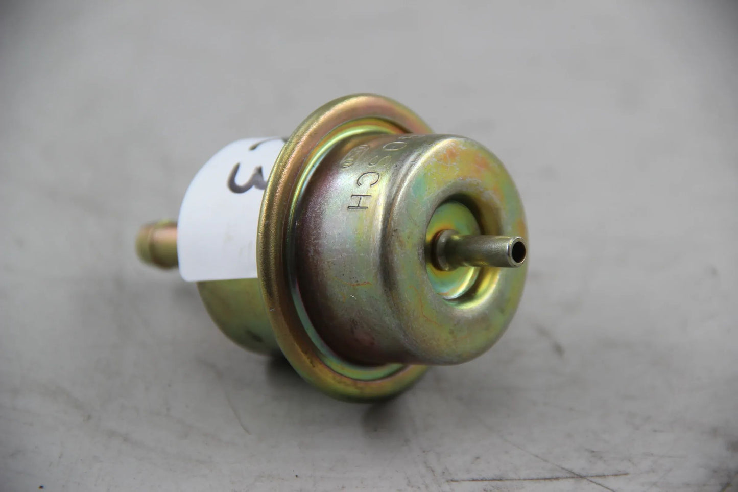 Original BMW E12 E24 E23 Kraftstoffdruckregler 0280160014