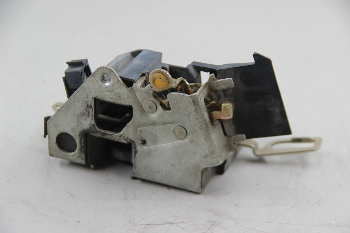 Original BMW E36 316i-328i M3 Drehfallenschloss vorne rechts 51218122204