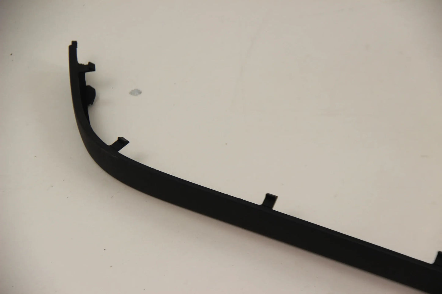Original BMW E39 520i 523i 528i 535i 540i Stossleiste hinten rechts 51128184508