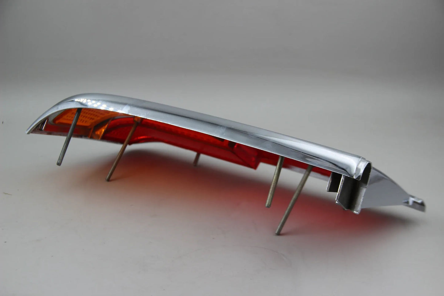Original BMW NK 1800 2000 Lichtscheibe rechts chrom NOS NLA 63218754116 / 24702