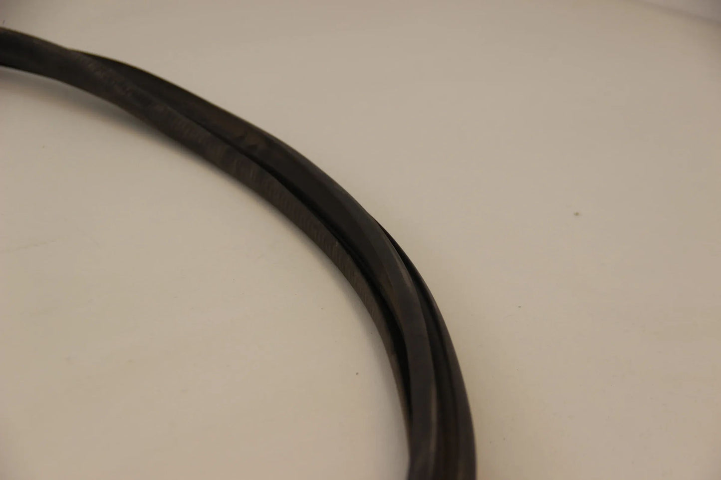 Original BMW E30 316 316i 318i-325i M3 Frontscheibendichtung 51311972248
