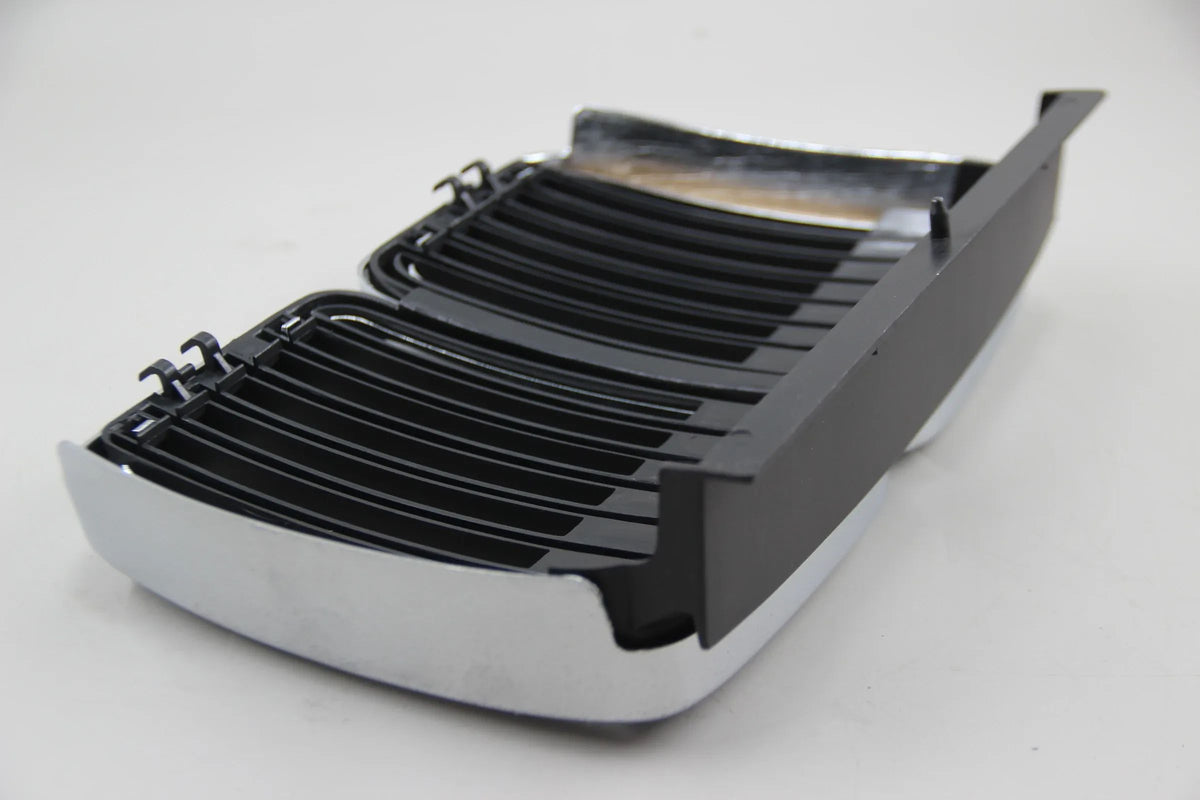 Original BMW E30 316 316i 318i 320i 323i 325i Ziergitter Mitte Niere 51131884350