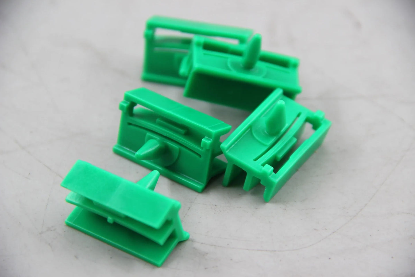 Original BMW E60 520i 523i 525i 530i 540i 545i 550i M5 E61 5x Clip 51717066223