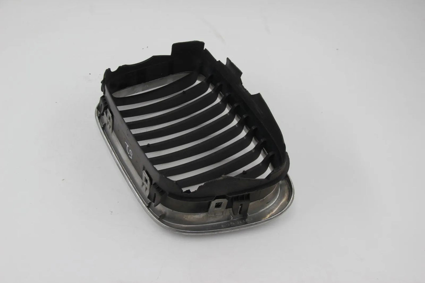Original BMW E36 3er 316i-328i Ziergitter Niere Vorne Rechts Chrom 51138195056