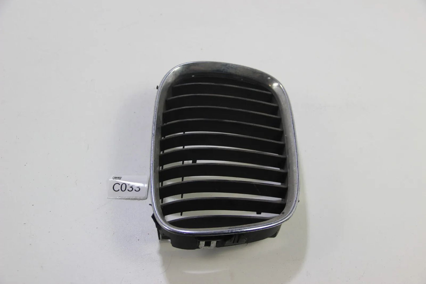 Original BMW E39 5er   Ziergitter Chrom Niere Rechts Kühlergrill 8184532
