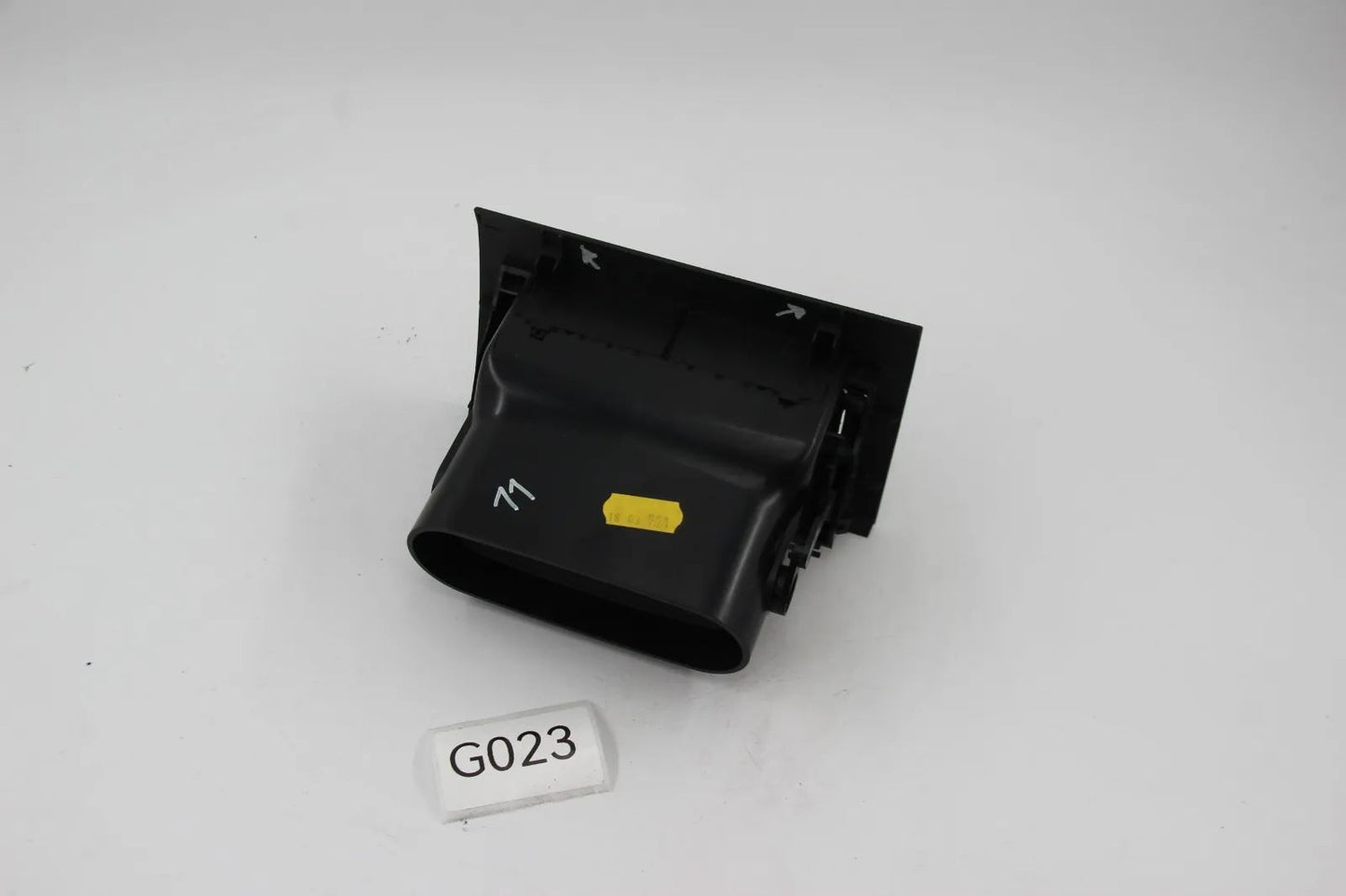 BMW E39 520i-540i M5 Frischluftgrill Fondraum (2 Halter Abgebrochen) 64228391182