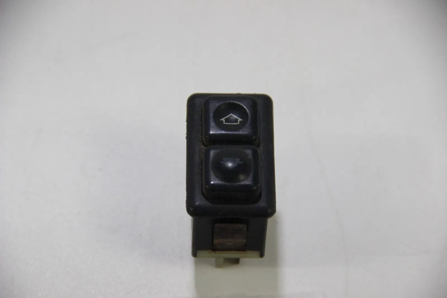 Original BMW E30 E24 E28 E23  Elektrischer Fensterheber Schalter 61311381205