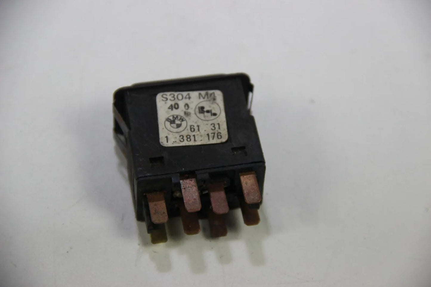 Original BMW E30 E24 E28 E23 Warnblinkleuchte Schalter / Gefahrenhinweis 1381176