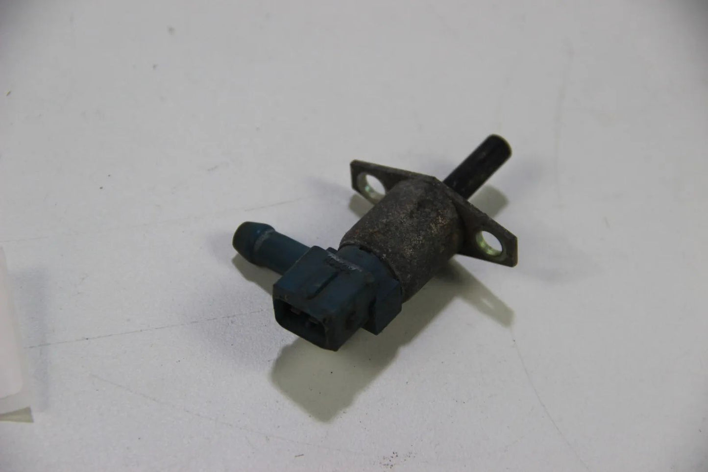 Original BMW E3 E12 E21 E23 E24 E28 E30 Kaltstartventil Bosch 0280170032