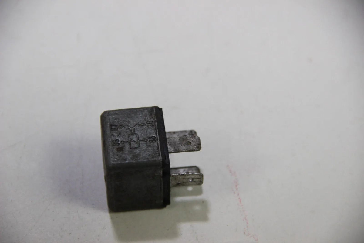 Original BMW Relais Relay Kraftstoffpumpe fuel pump Bosch 0332014406 relais