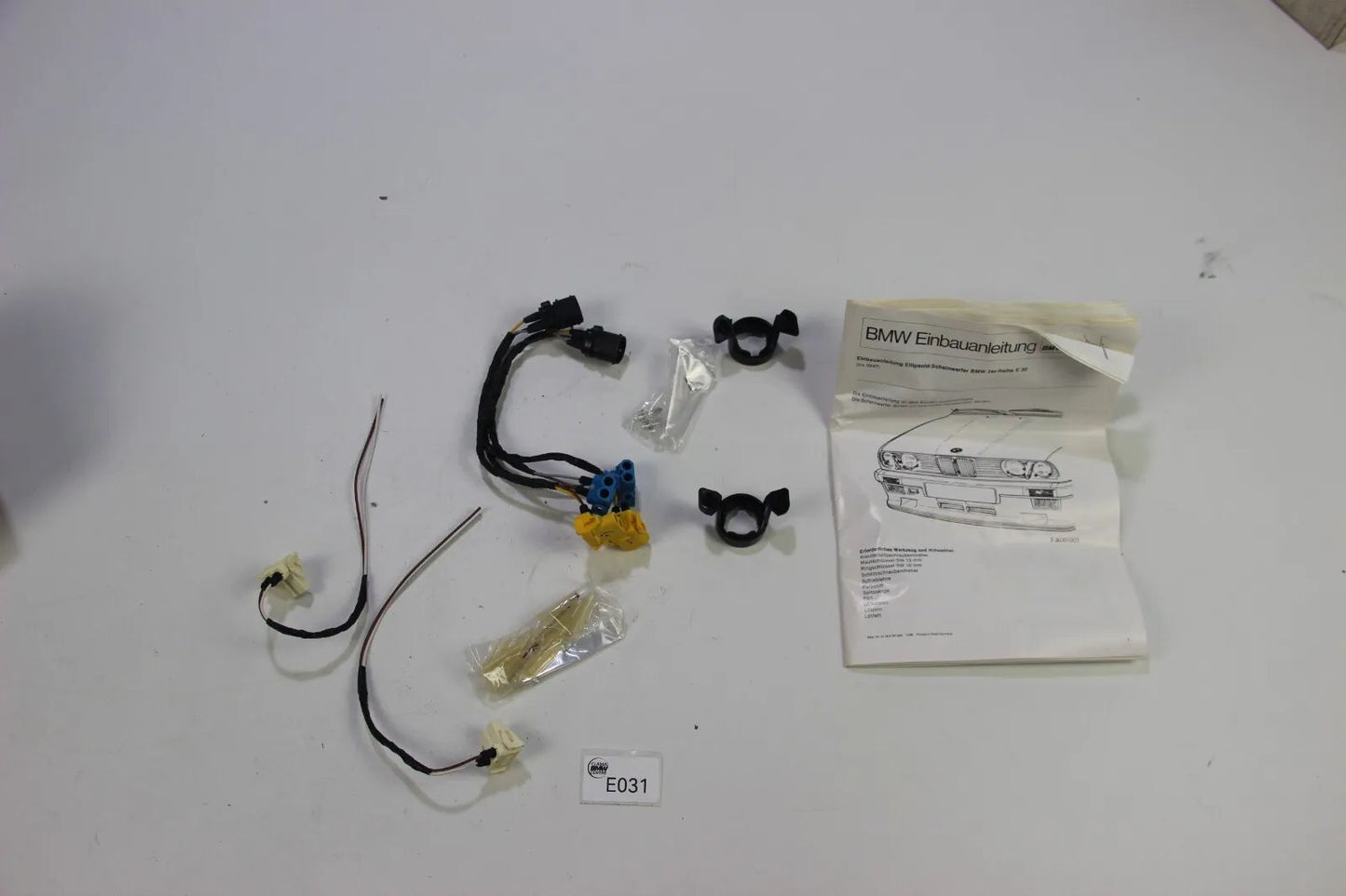 NEU Original BMW Smiley Ellipsoid Scheinwerfer Umbausatz Adapter 1378418 Convert