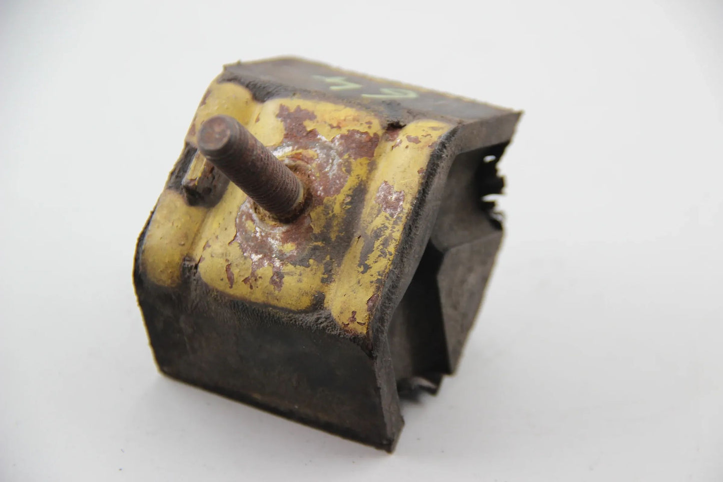 Original BMW E21 3er 315-320 320i M10  Gummilager NOS NLA  11811175103