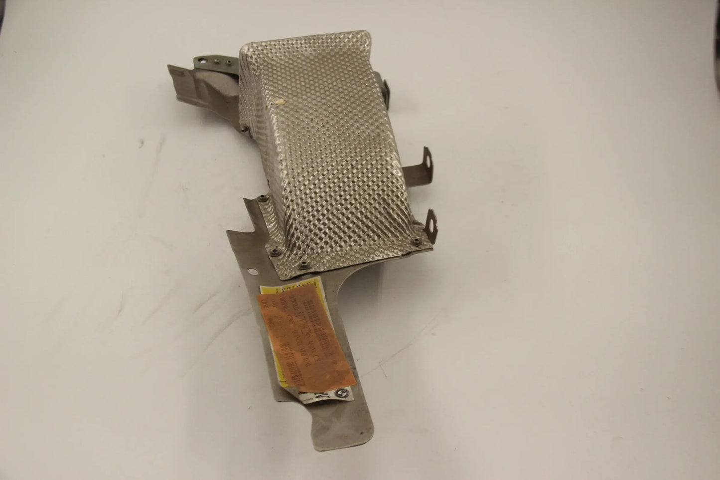 Original BMW E39 520i-530i  Abschirmung Motorraum seitlich links 51717892295