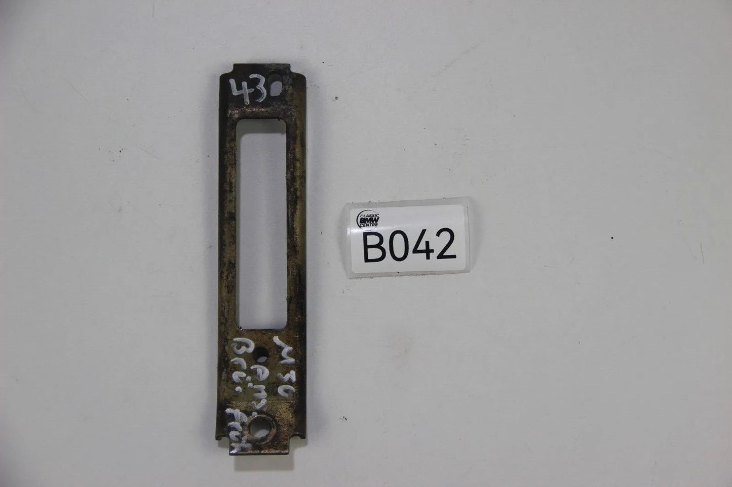 Original BMW Stütze Ansaugbrücke Stützblech M90b35 M30 früh 11611272899 bracket
