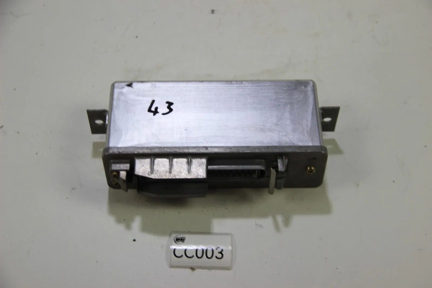 Original BMW E34 520i 525i 535i ABS Steuergerät Bosch 0265103047 1160413 5er