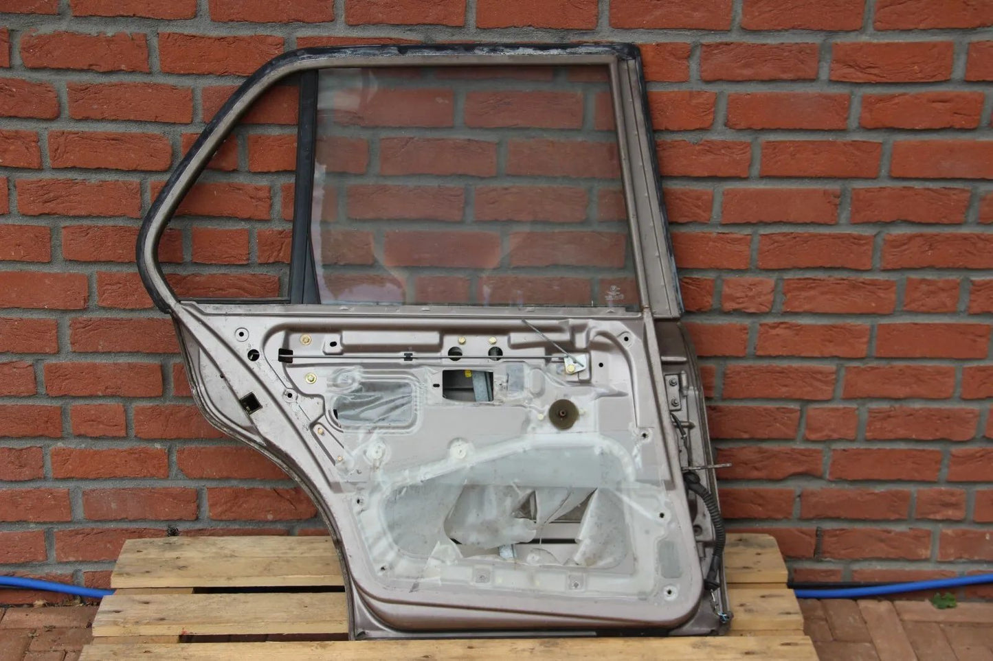 Original BMW E30 Limo/Touring Hintertür links 4-Türer mit Fensterheber 3er