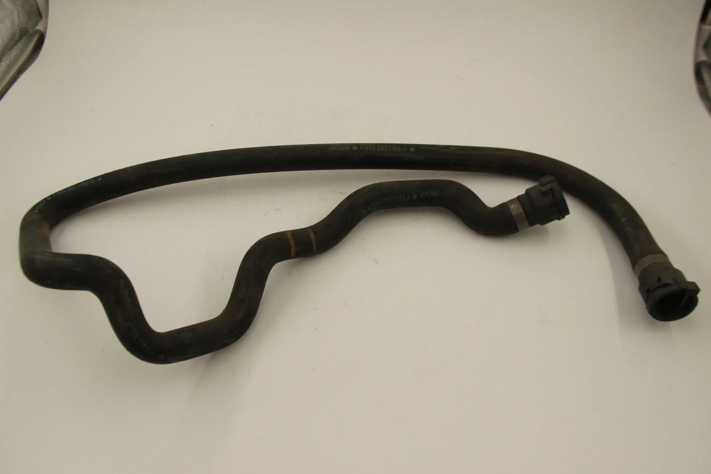 Original BMW E39 520i-530i  Wasserschlauch Rücklauf Kühlsystem  11531705225