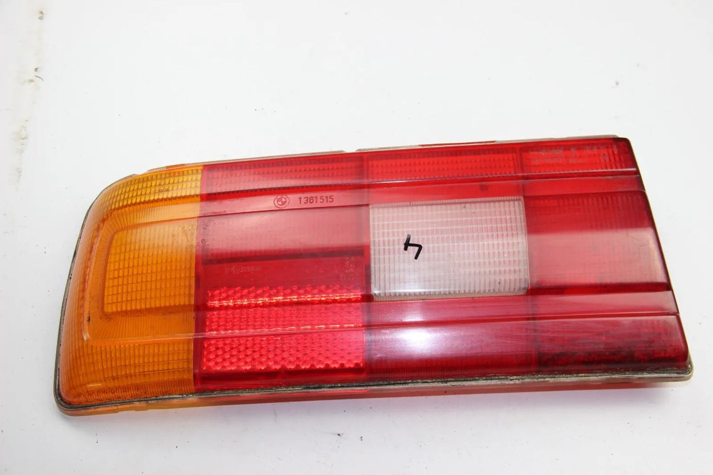 BMW E12 Rücklicht Taillight Links Glas Scheibe Reflector 1361515