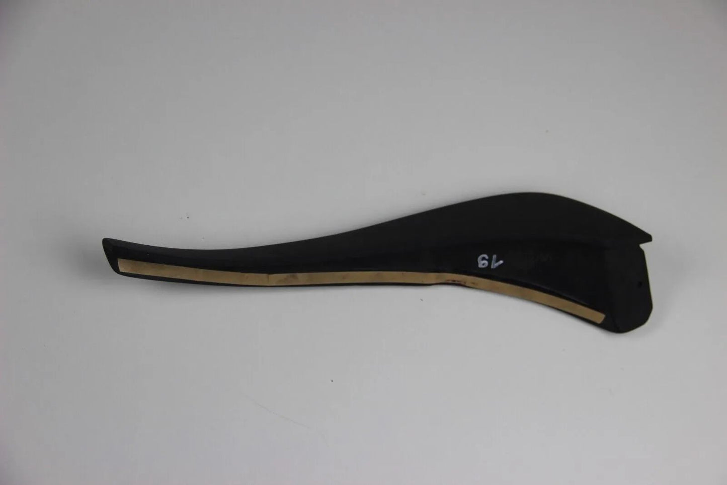 Original BMW E30 3er Steinschlagschutz hinten rechts Schwellerseite 82119413944