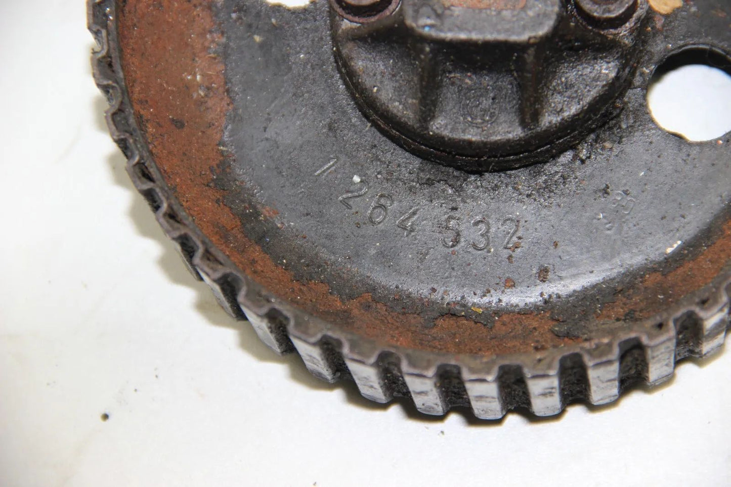 BMW E12 E21 E28 Riemenscheibe Riemenrad Zahnriemen Nockenwelle 1264532