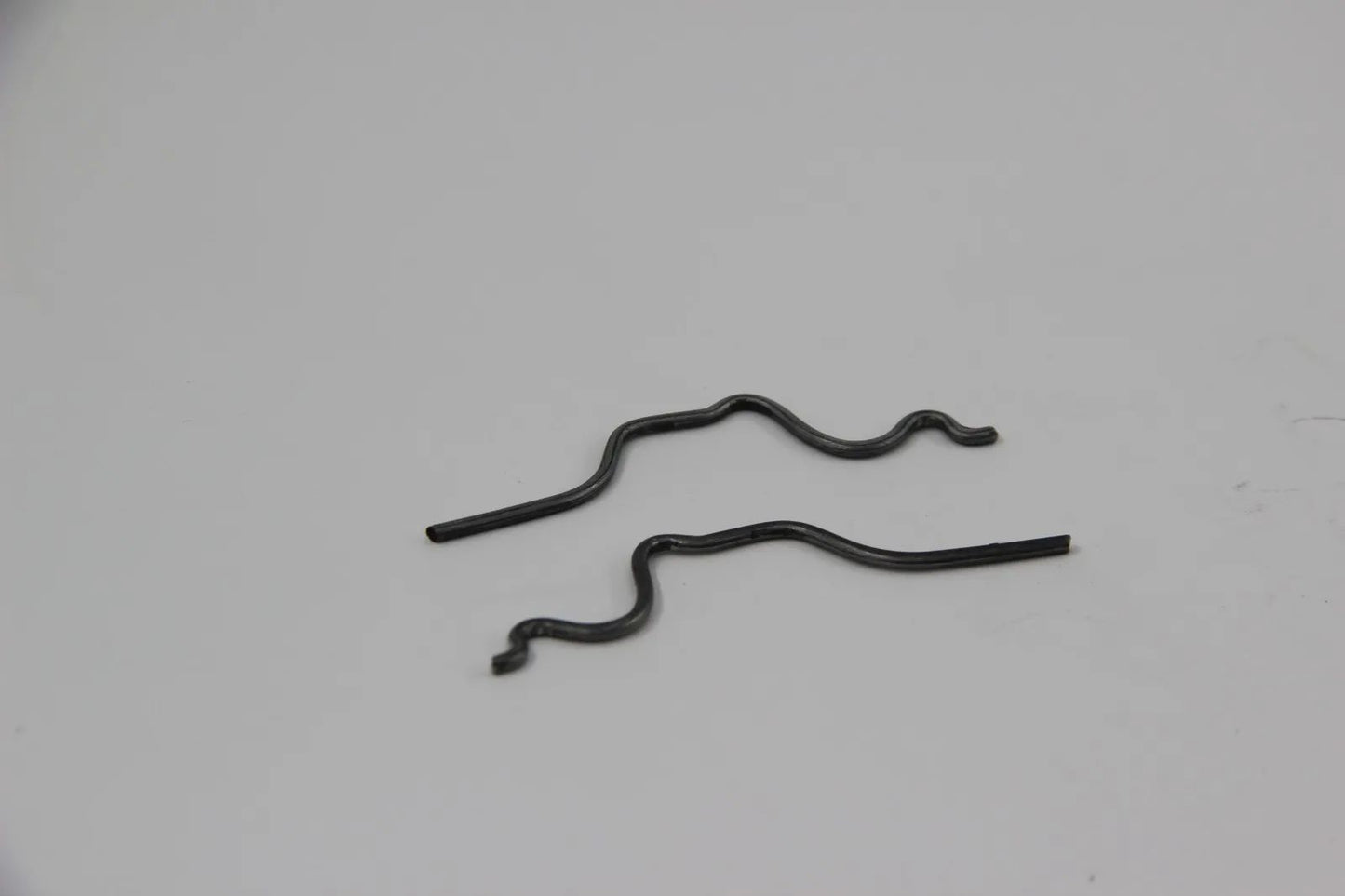 Original BMW E30 E36 E46 Feder Seitenwand Heckverkleidung 2x 51171888374